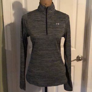 UA women’s long sleeve black and grey long sleeve